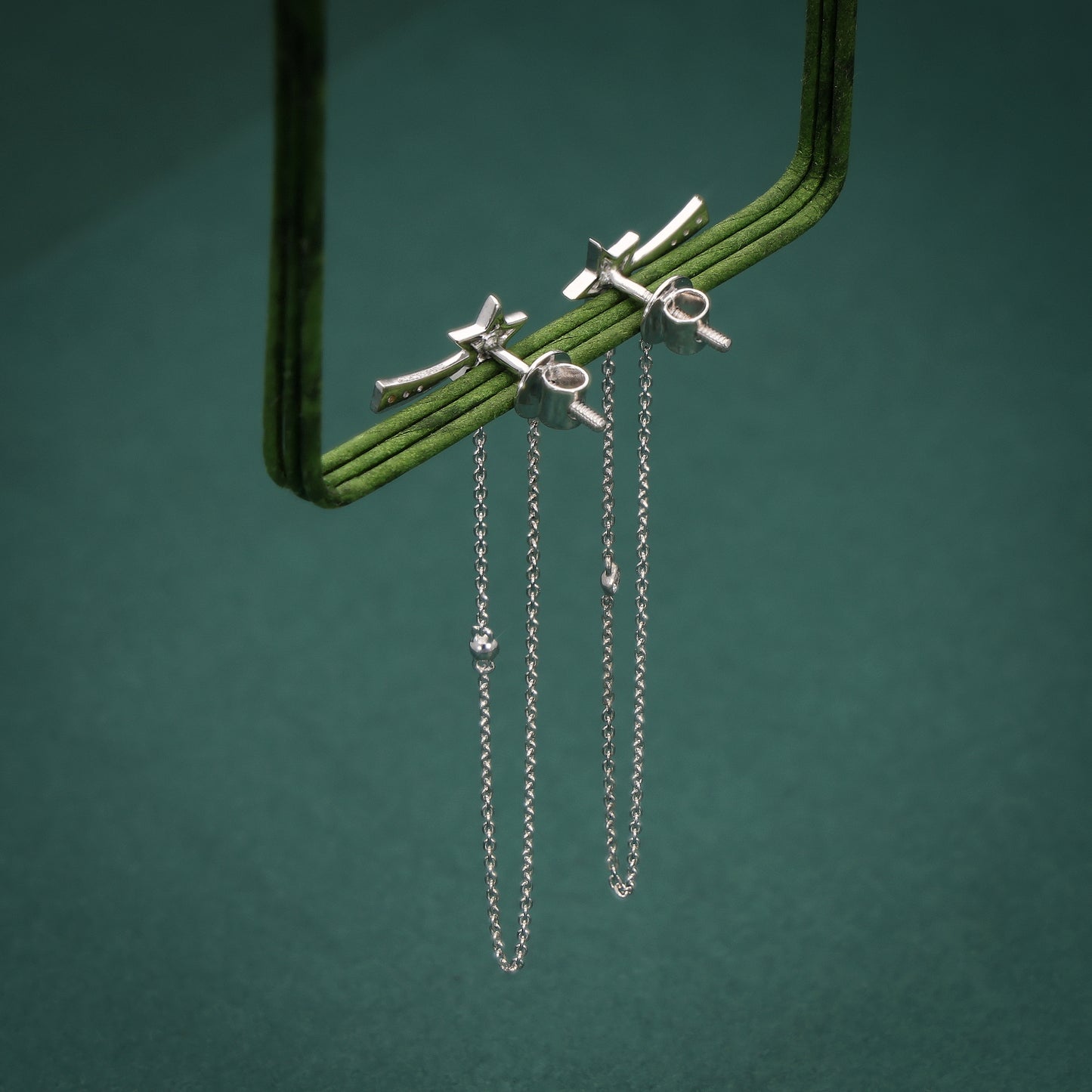 Thread Star Earrings