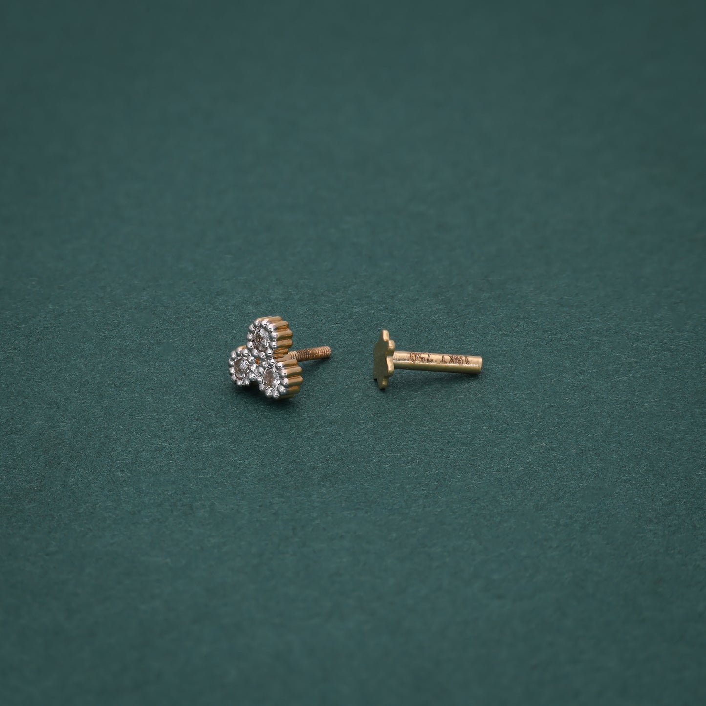 Trinity Diamond Nosepin