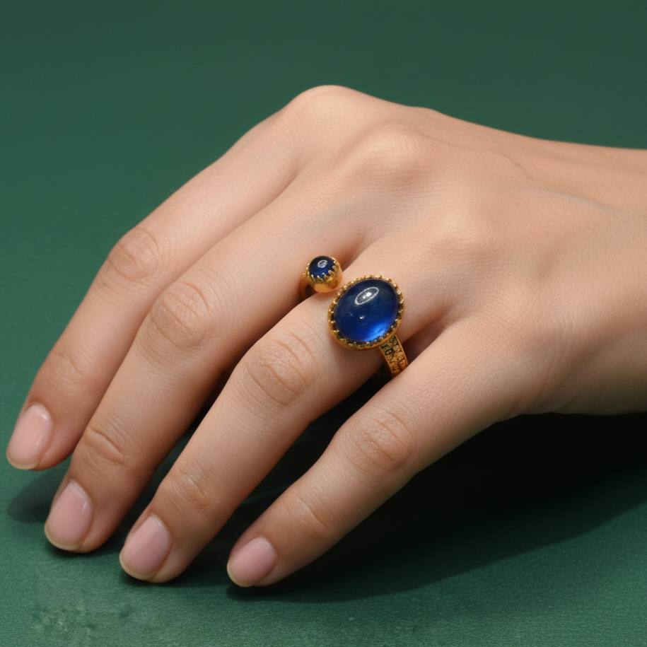 Gold Ring with Oval Lapis Lazuli Cabochon