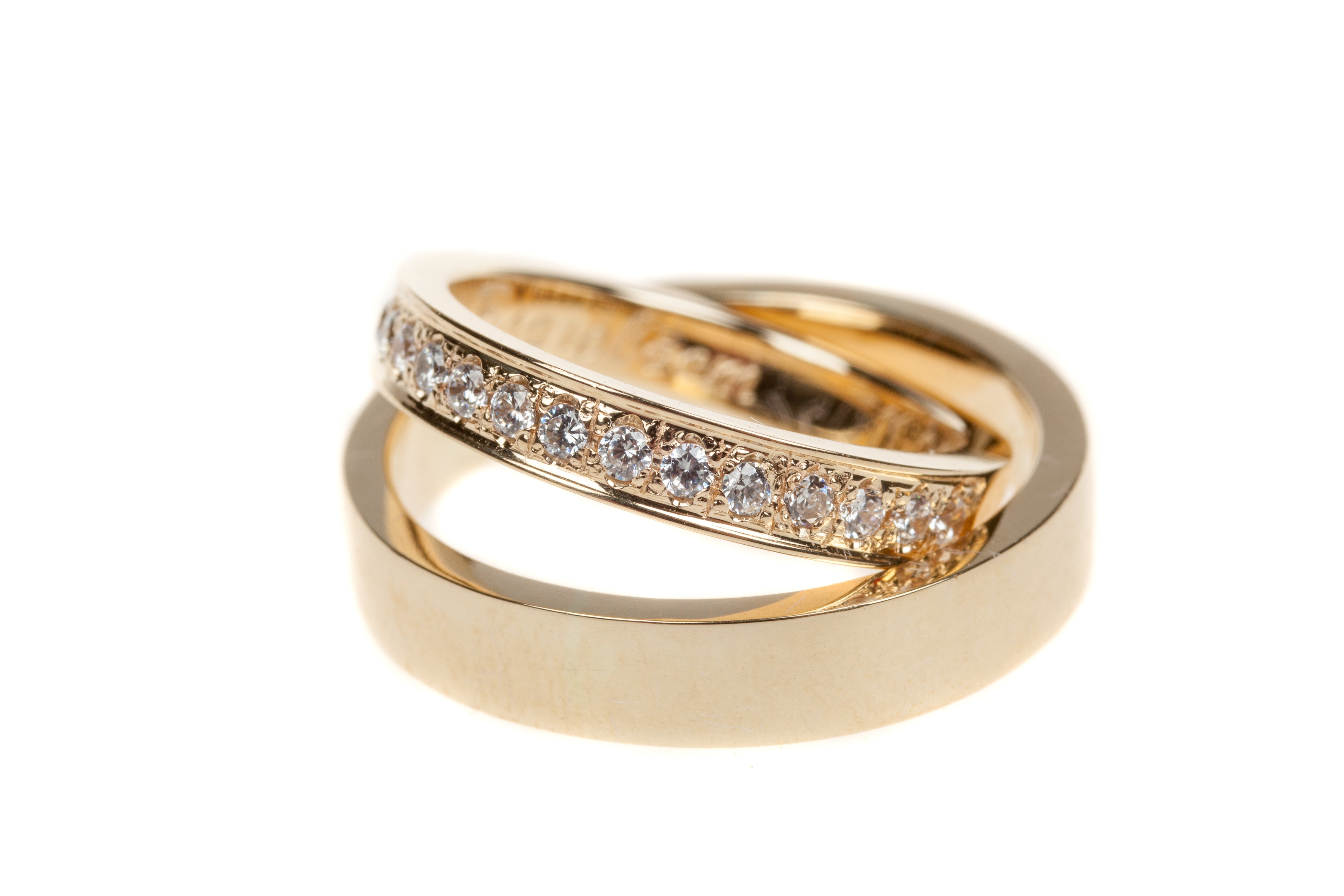 Understanding the Difference Between Engagement Rings and Wedding Rings: A Guide by Zita Diamonds