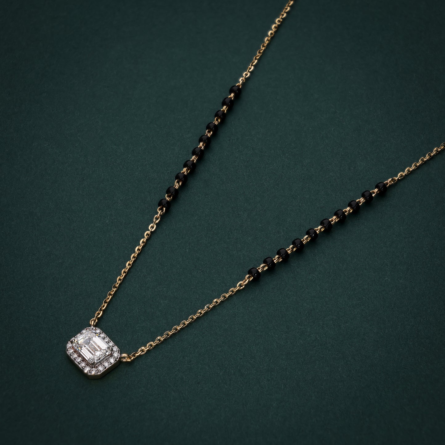 Contemporary 18K Gold Mangalsutra with Halo-Set Lab-Grown Diamond Pendant & Black Bead Chain