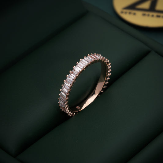 Elegant 18KT Gold Eternity Band with Baguette Diamonds