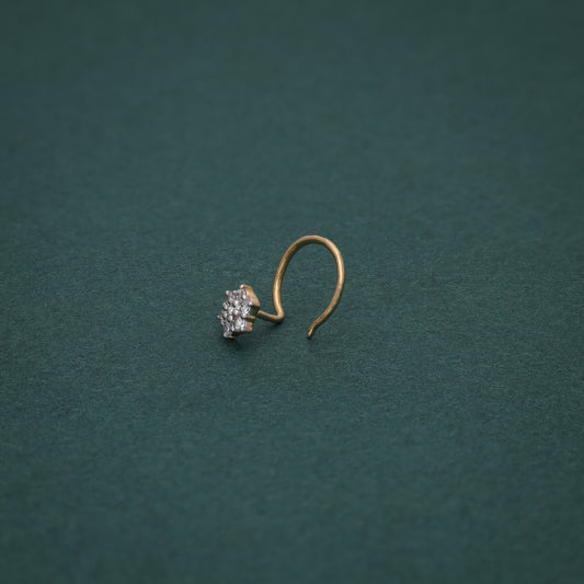 Blossom Star Nose Pin