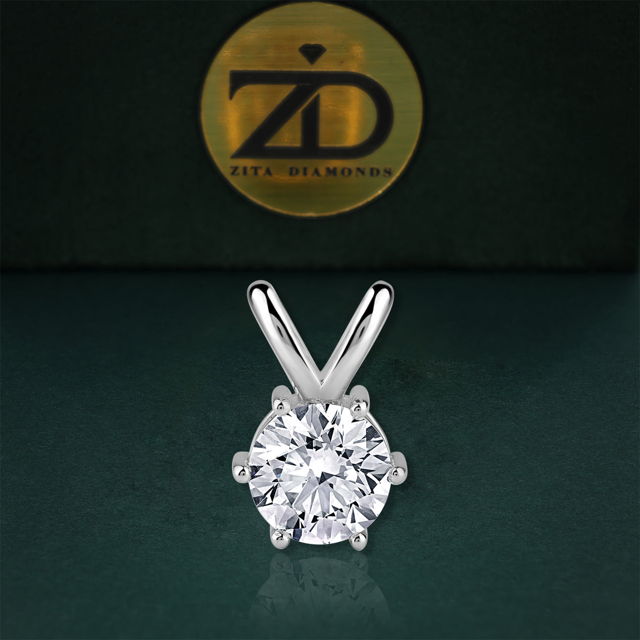 Pendant with 2.5 carat Diamond