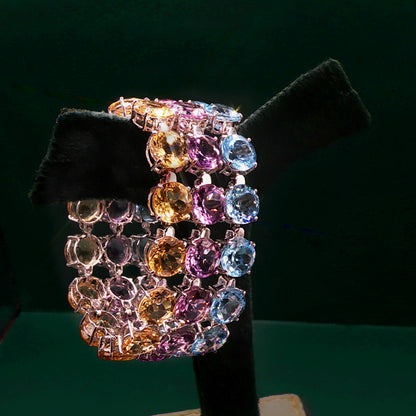 Gold Chain Bracelet with Cabochon Amethysts