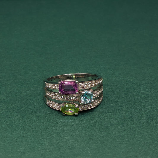 White Gold Multistone Ring with Emerald Cut Amethyst