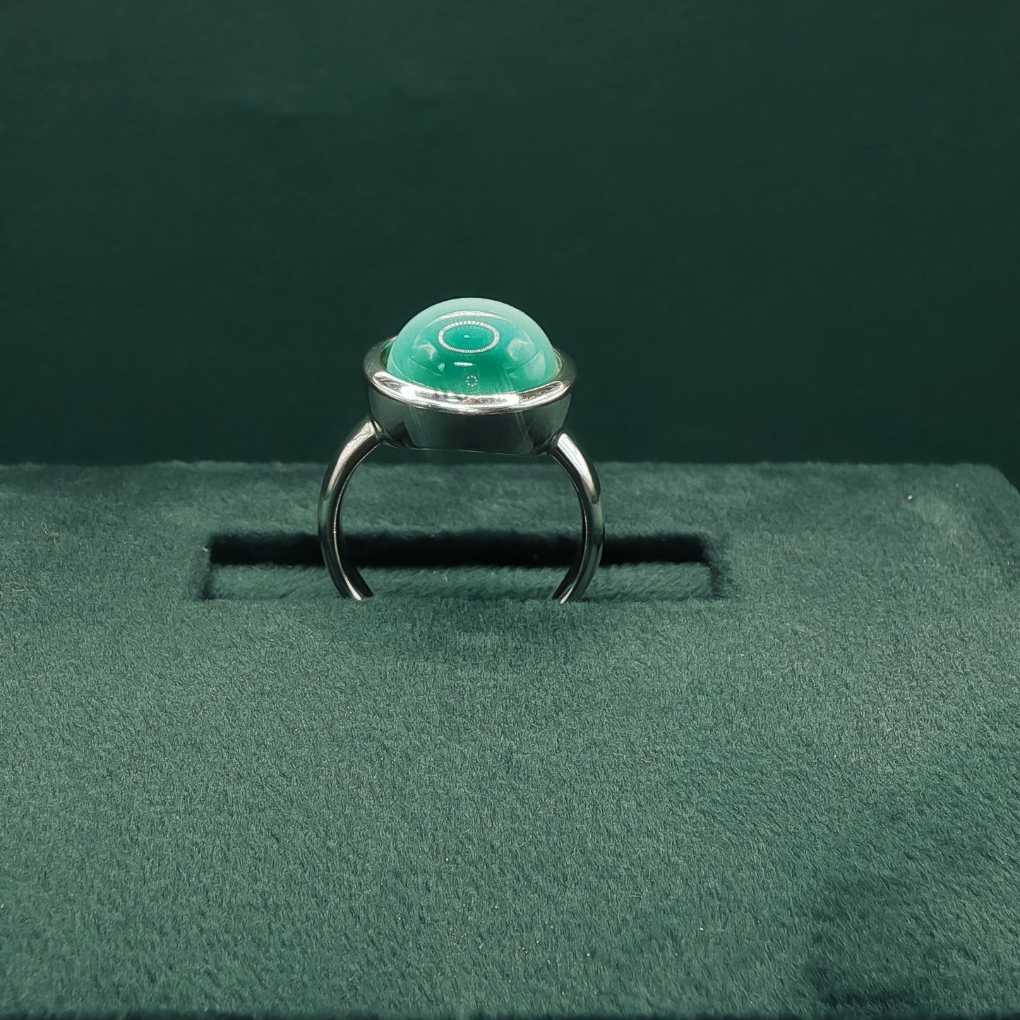 Sterling Silver Cocktail Ring with Round Catseye Cabochon