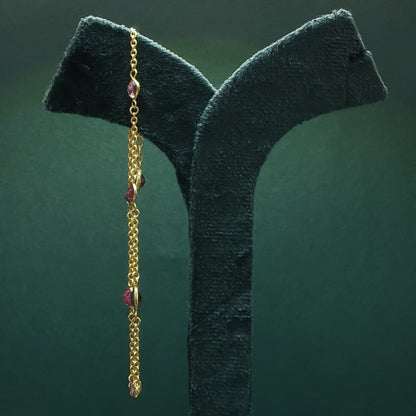 Yellow Gold Chain Bracelet with Reddish-Purple Amethyst Gemstones