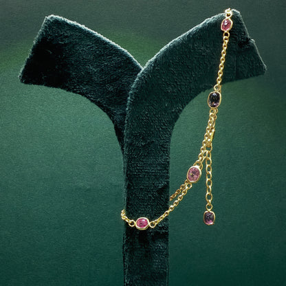 Yellow Gold Chain Bracelet with Reddish-Purple Amethyst Gemstones