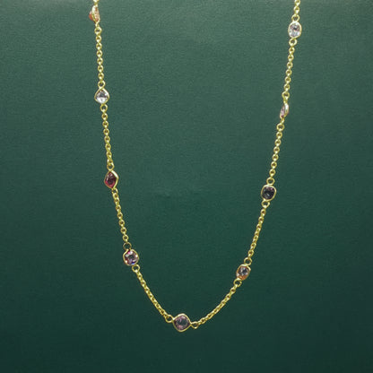Yellow Gold Chain Necklace with Round Cabochon Amethysts