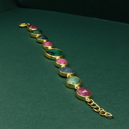 Gold Chain Bracelet with Cabochon Emeralds