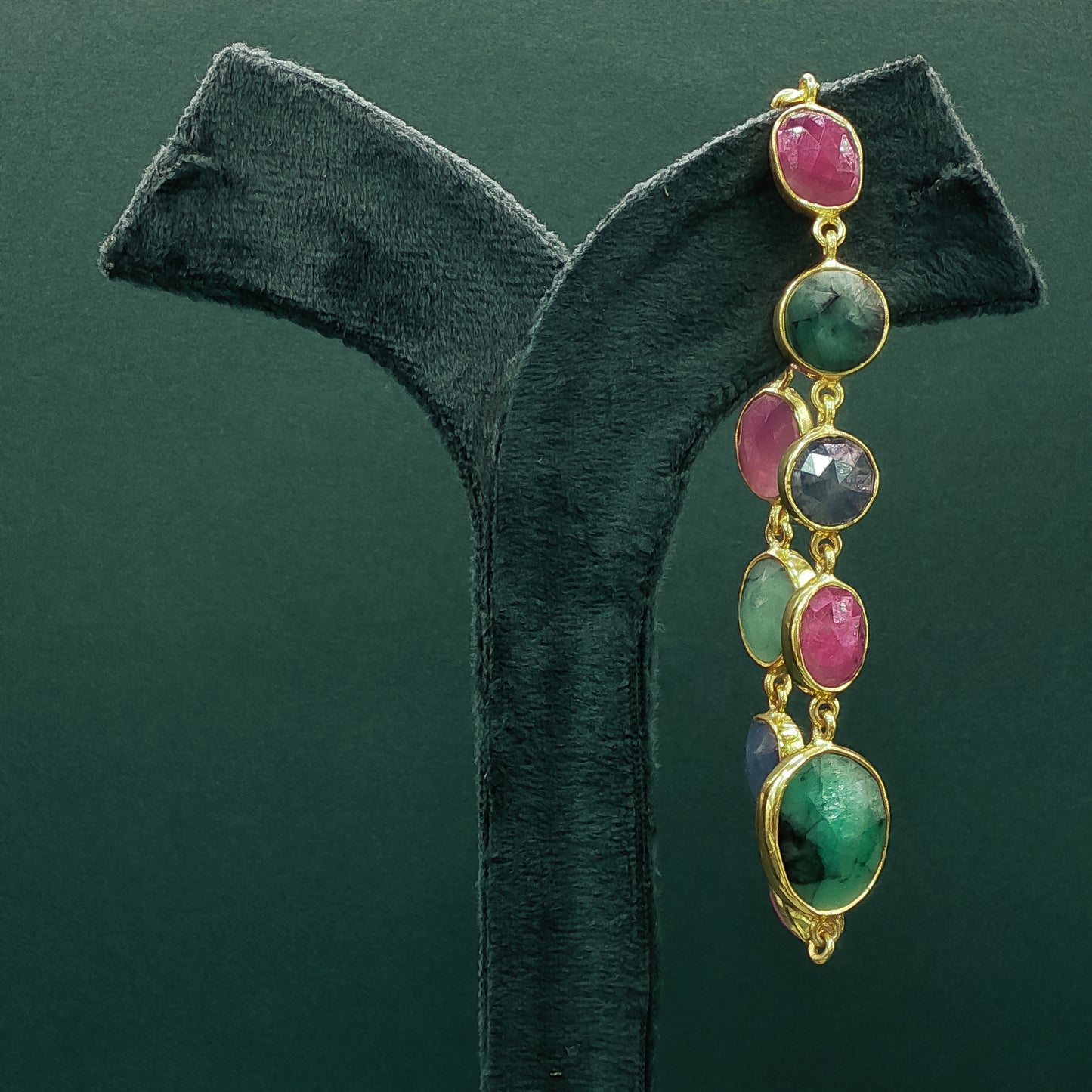 Gold Chain Bracelet with Cabochon Emeralds