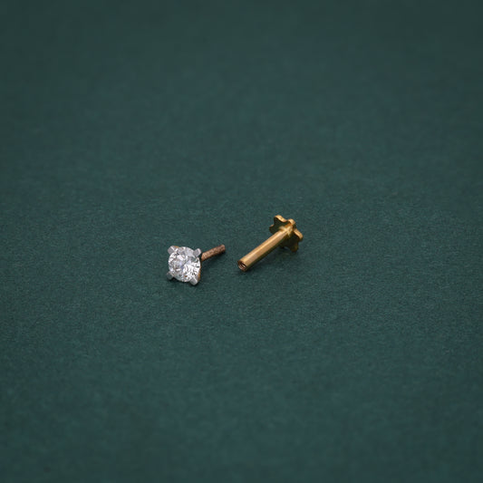 Radiant Round Pointer Diamond Nose Pin