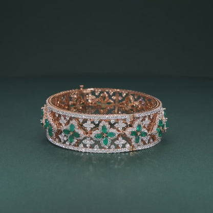 Verdant Versatility Bangle